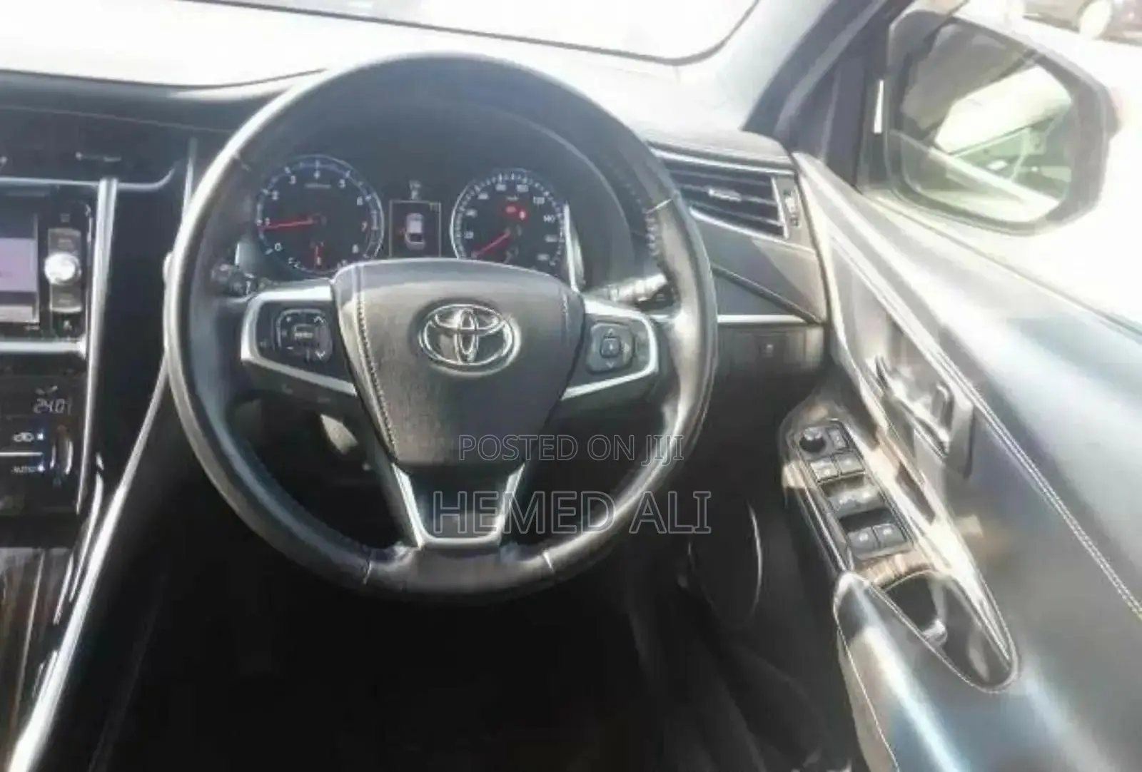 Toyota Harrier 2.0 4WD 2015 Black