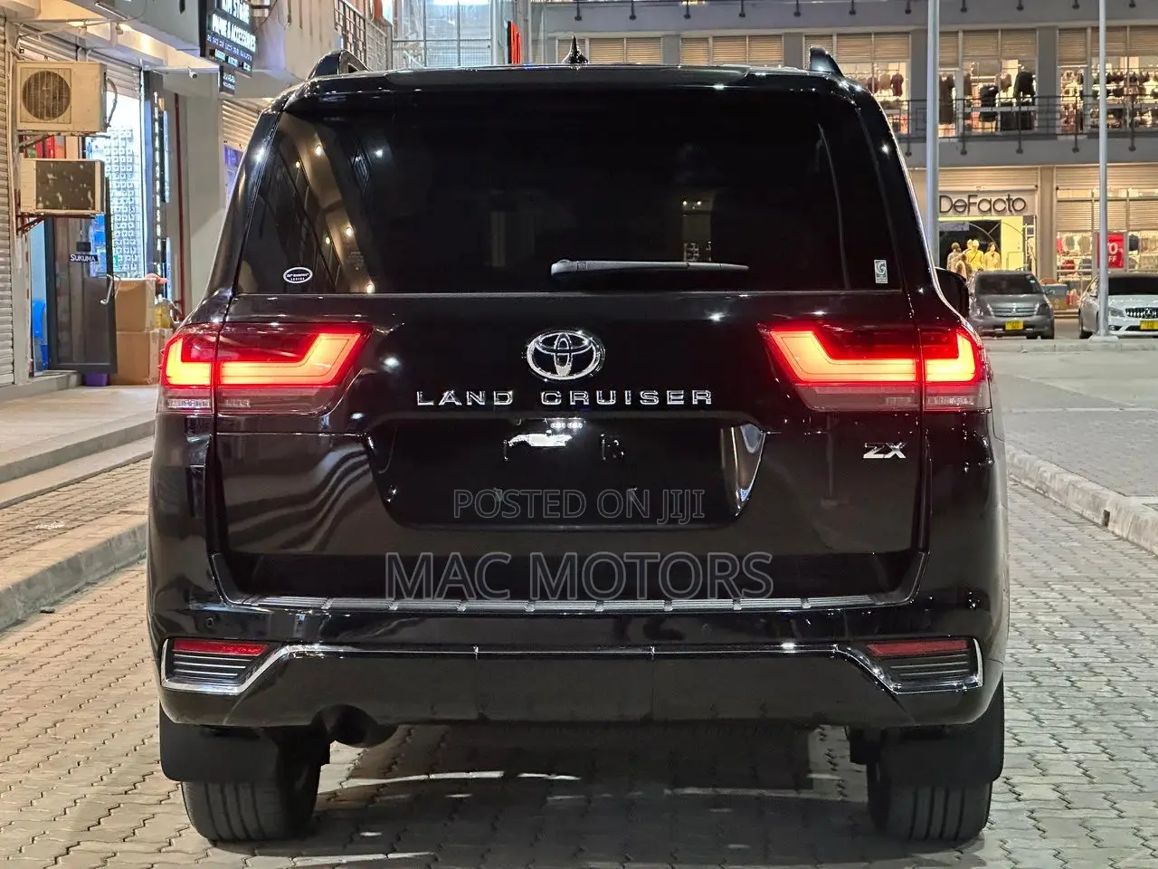 Toyota Land Cruiser 3.3 Diesel 4WD 2022 Black