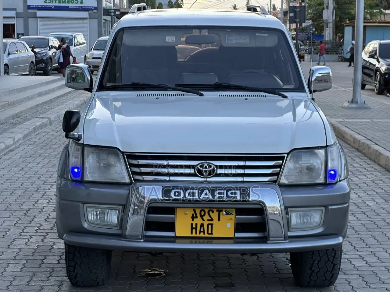 Toyota Land Cruiser Prado 1999 White