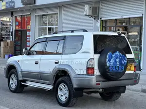 Toyota Land Cruiser Prado 1999 White