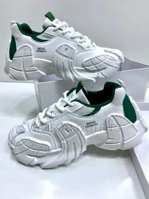 WDG Sneakers Totally Original New