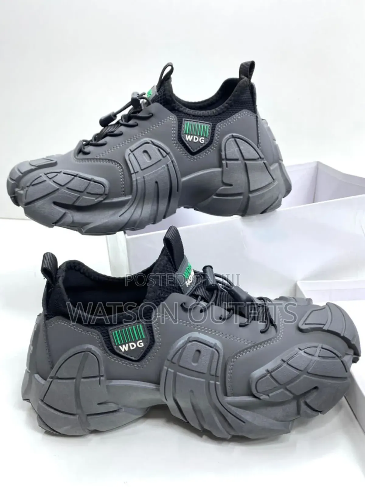 WDG Sneakers Totally Original New