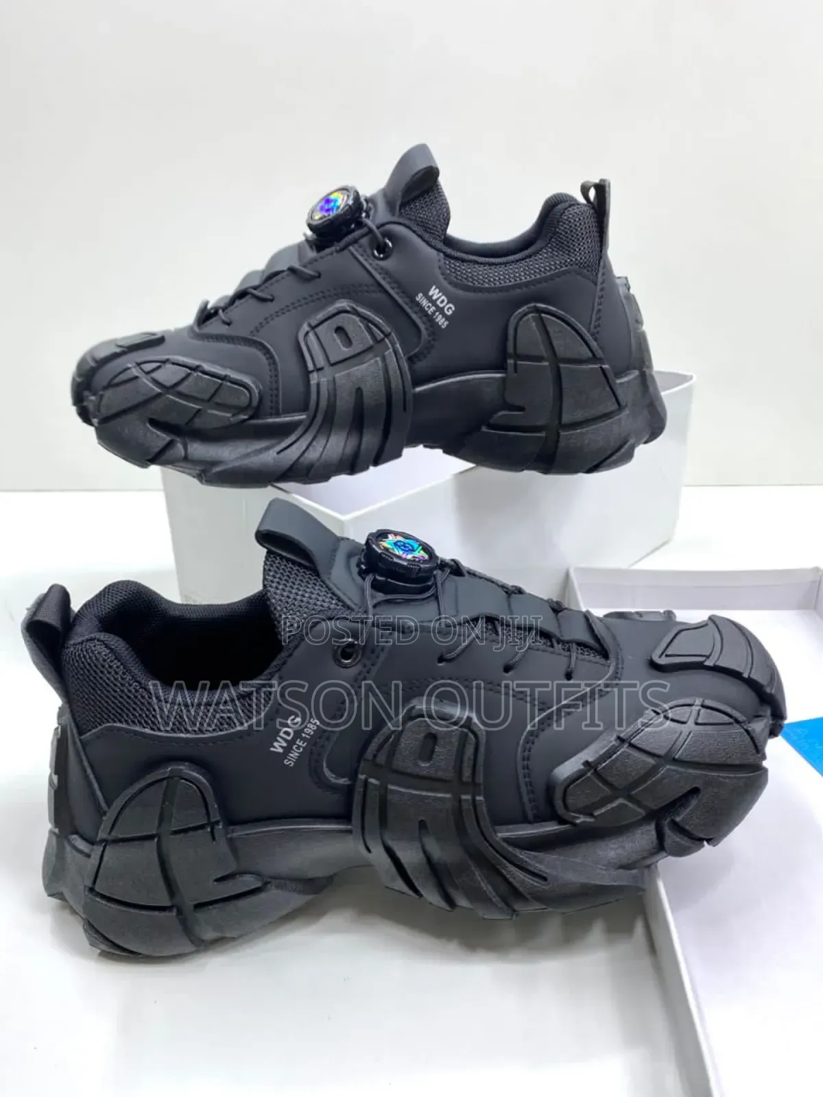 WDG Sneakers Totally Original New