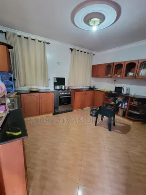6bdrm Mansion in Arusha for rent