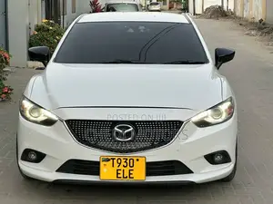 Photo - Mazda Atenza 2014 White