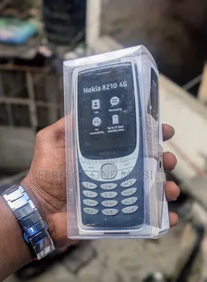 New Nokia 8210 4G