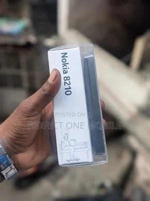 New Nokia 8210 4G
