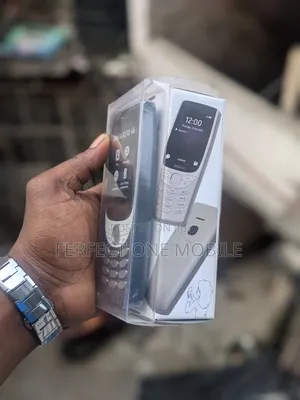 New Nokia 8210 4G