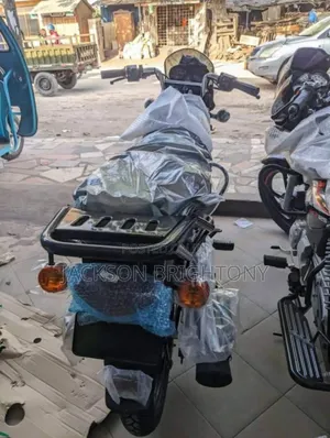 New Bajaj Boxer 150 UG 2025 Black