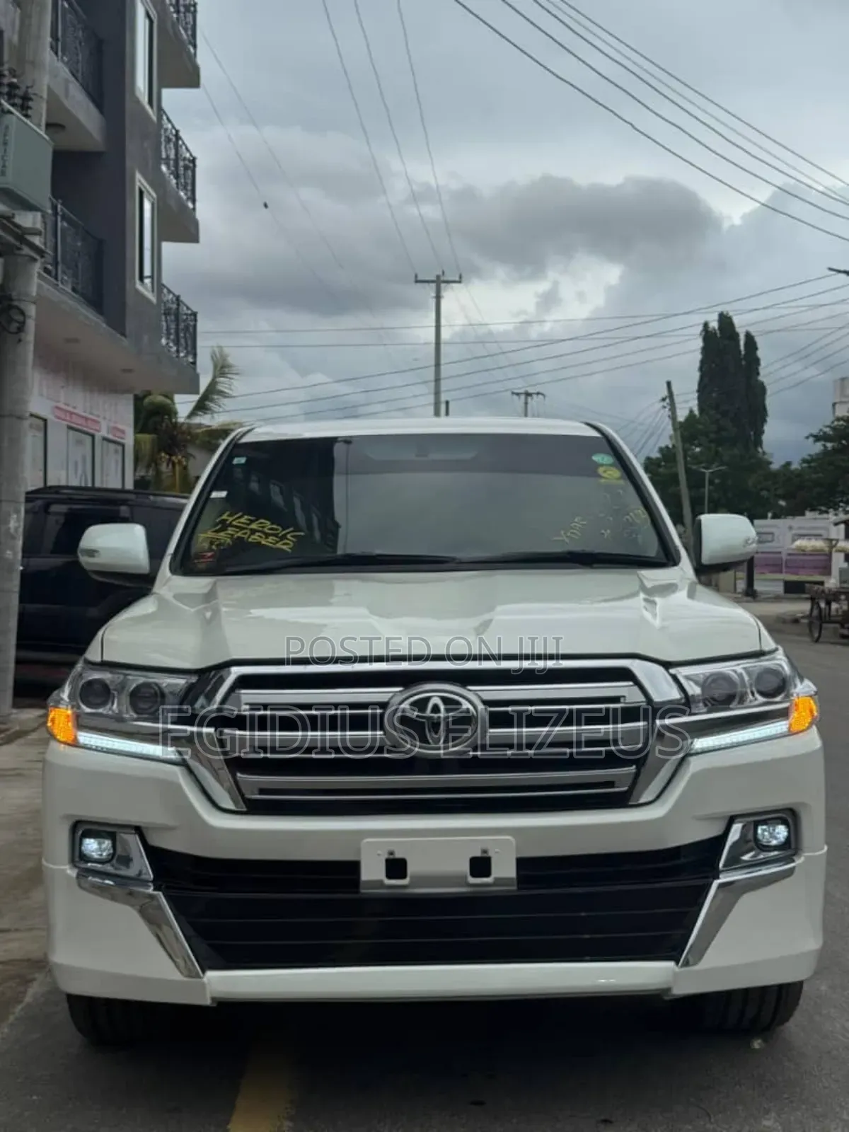 Toyota Land Cruiser 2015 White