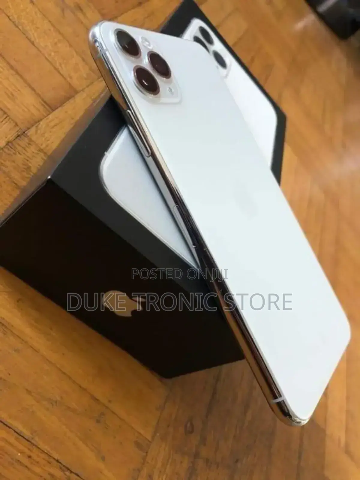 New Apple iPhone 11 Pro Max 256 GB White
