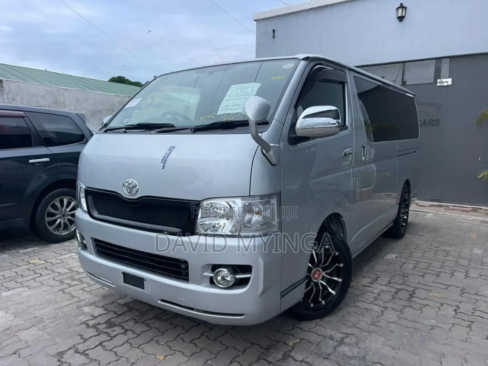 Toyota HiAce 2008 Grey