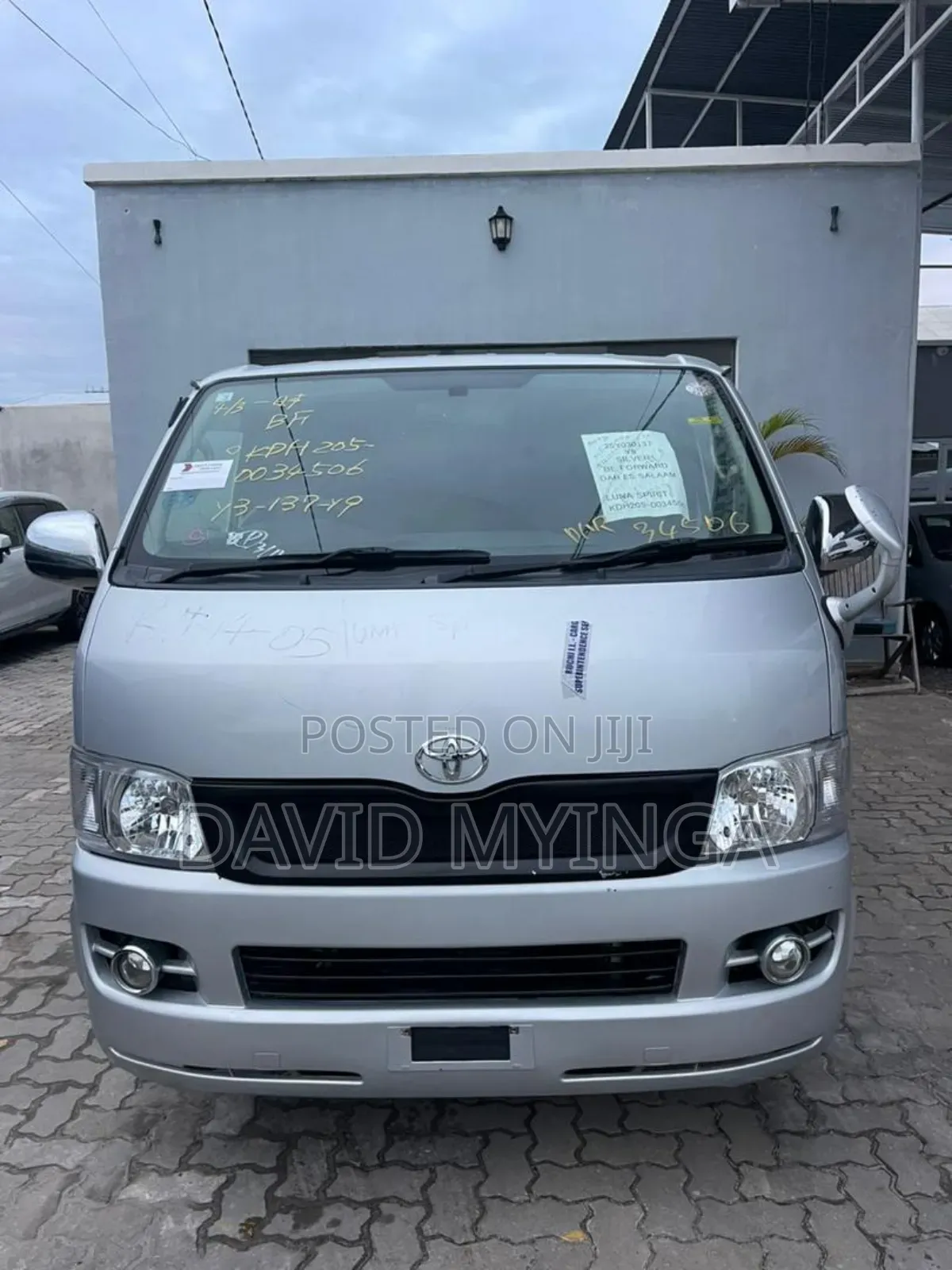 Toyota HiAce 2008 Grey
