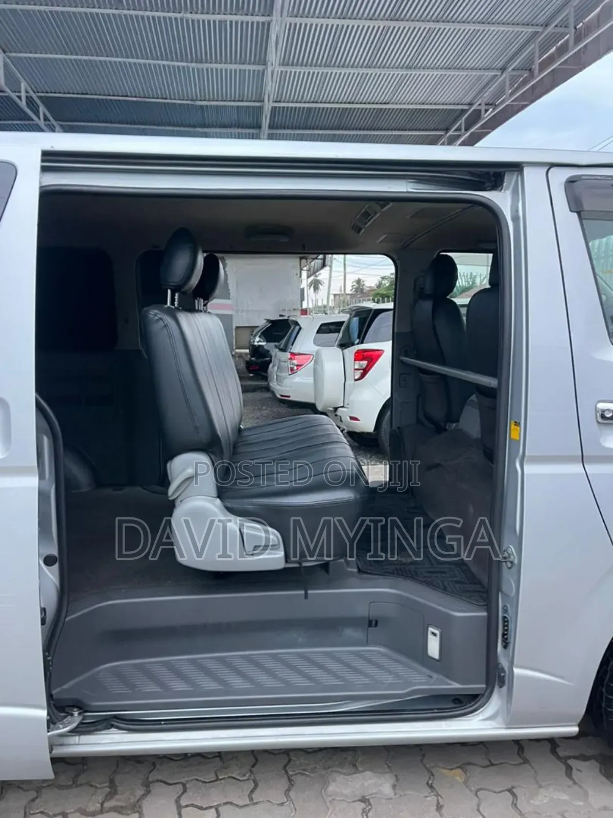 Toyota HiAce 2008 Grey