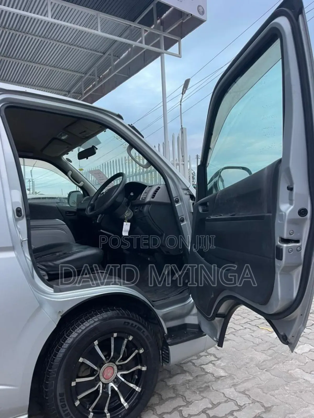 Toyota HiAce 2008 Grey