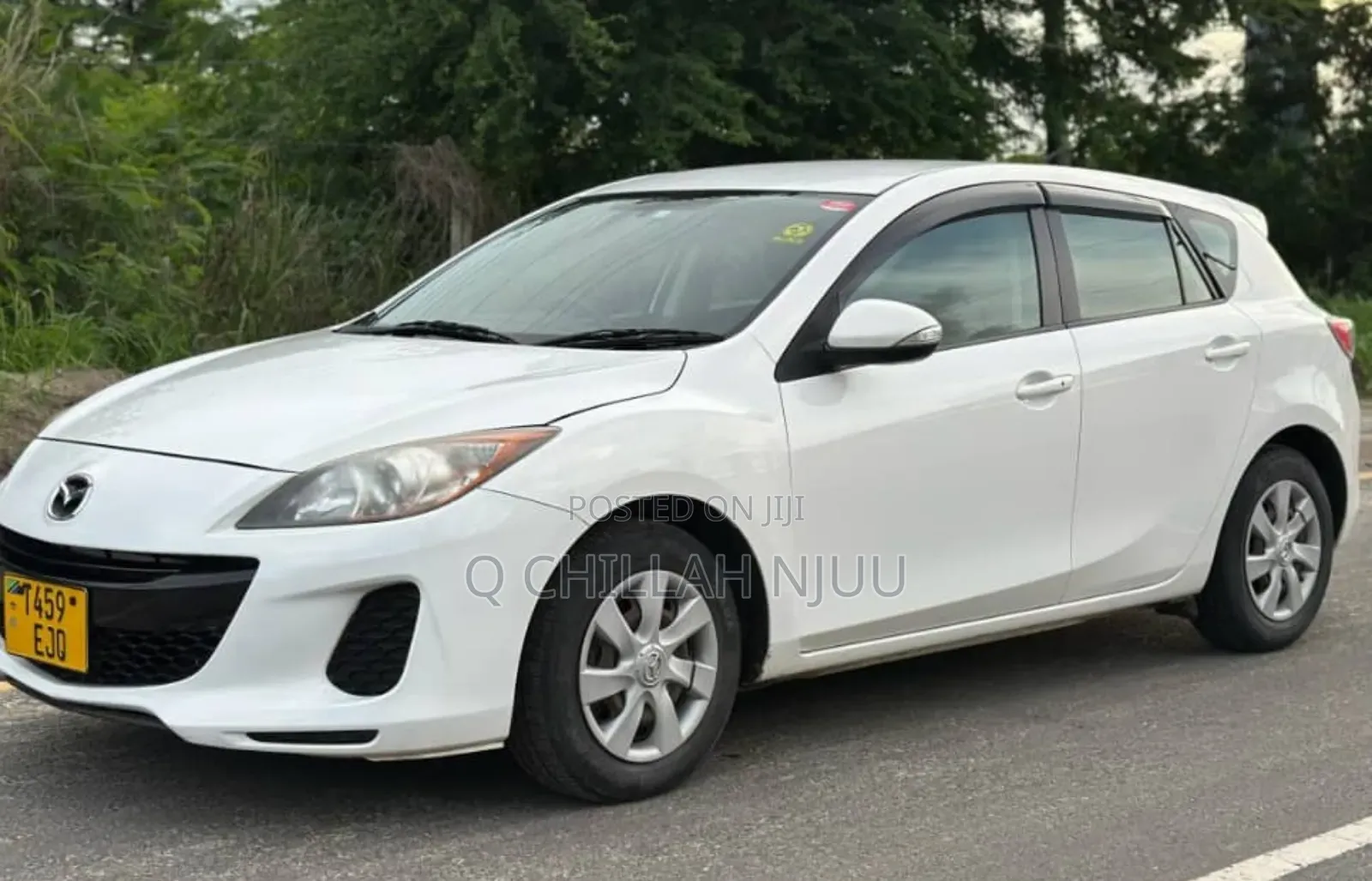 Mazda Axela 2012 White
