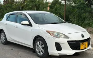 Mazda Axela 2012 White