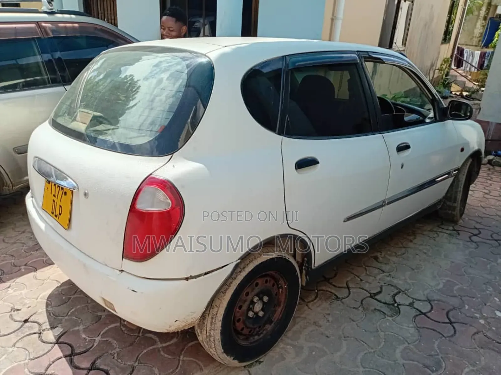 Toyota Duet 2002 Off white