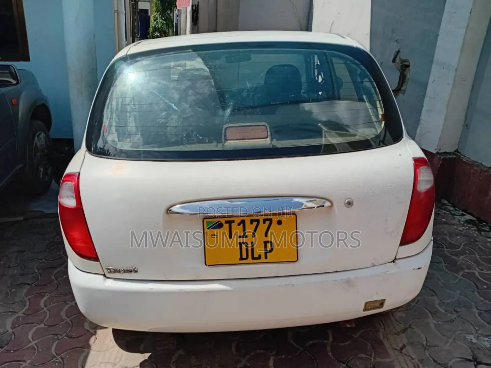 Toyota Duet 2002 Off white