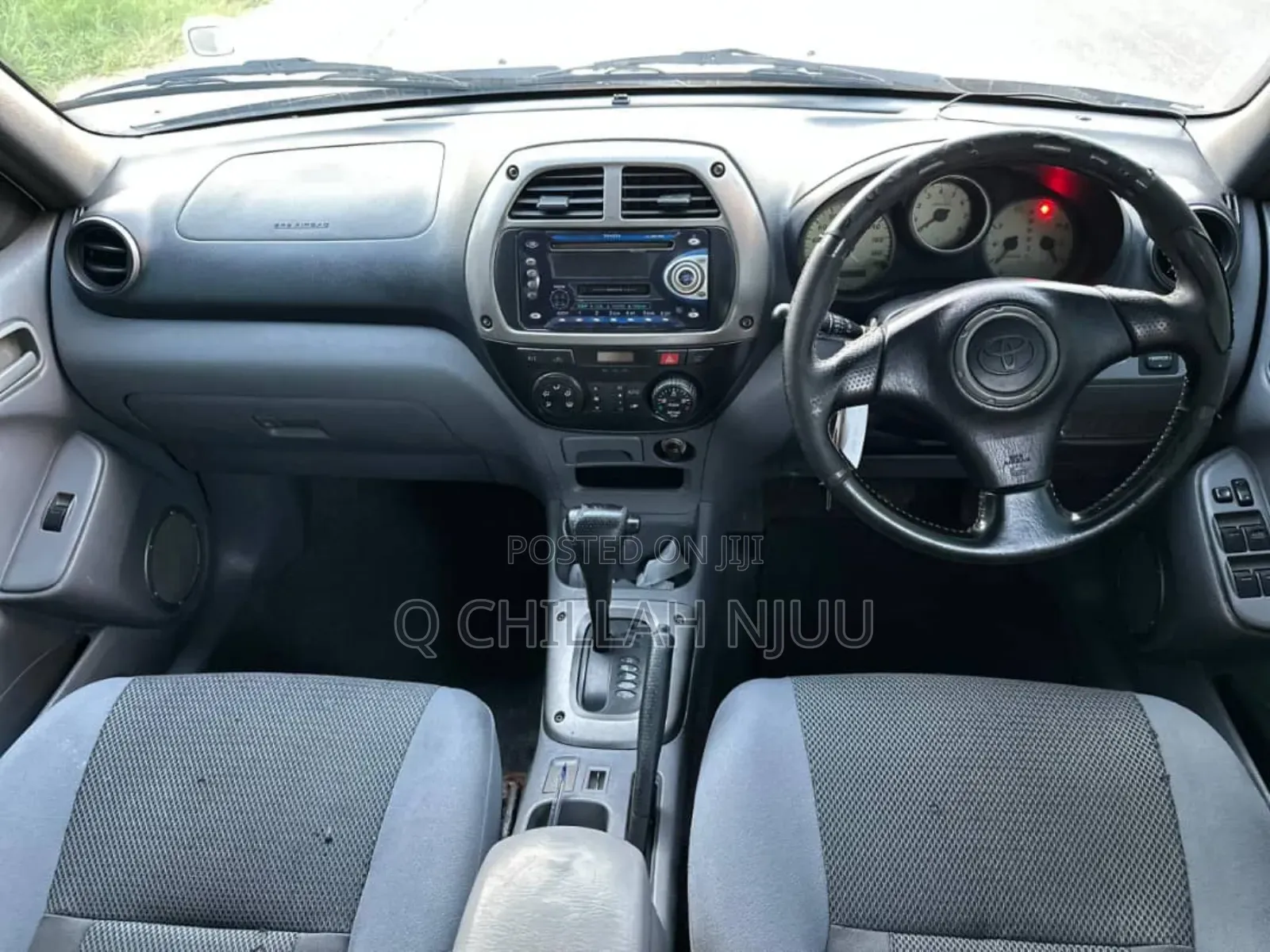 Toyota RAV4 Automatic 2003 White