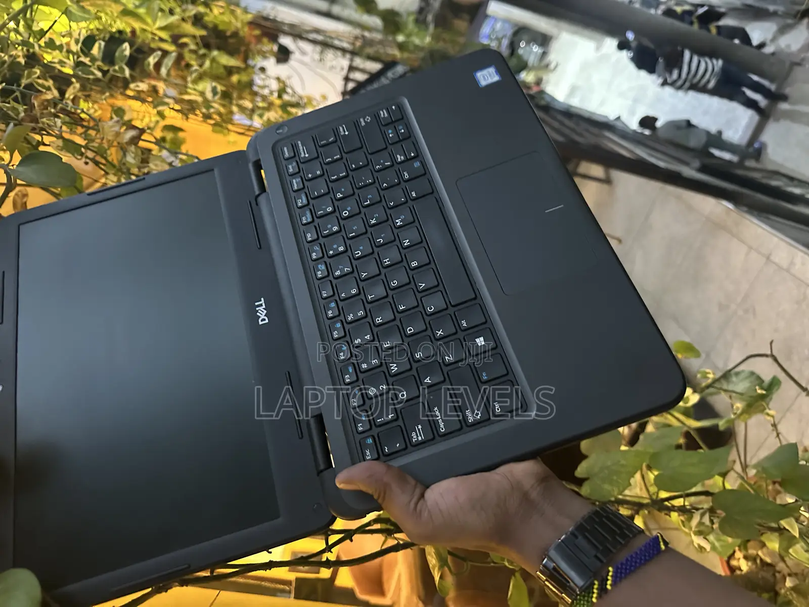 Laptop Dell Vostro 3300 8GB Intel Core I3 SSD 128GB