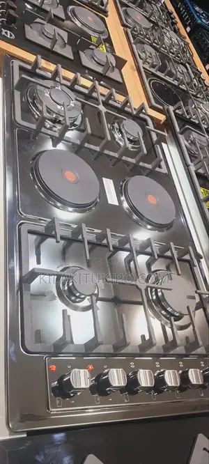 Cooker Table With 6 Mixer Plates