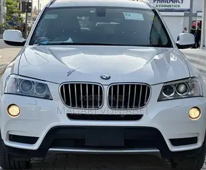 Photo - BMW X3 2013 Off white