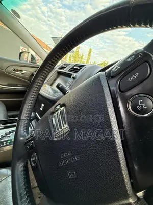 Toyota Crown 2009 Black