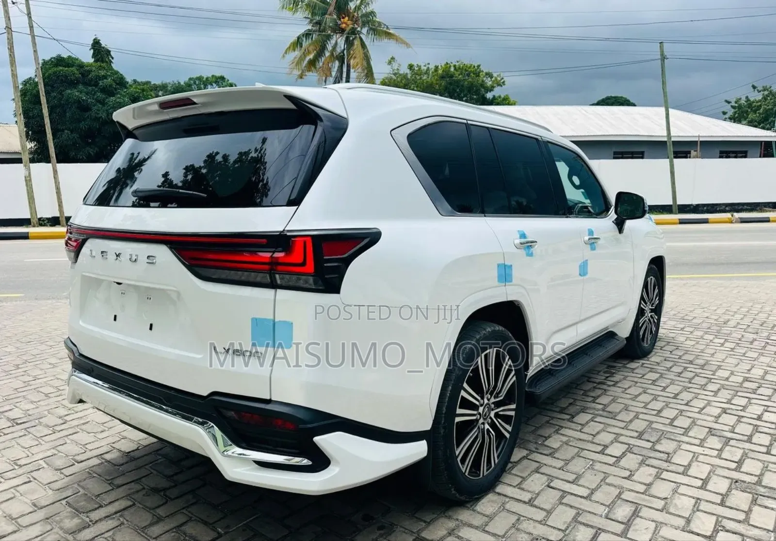 New Lexus LX 2024 White