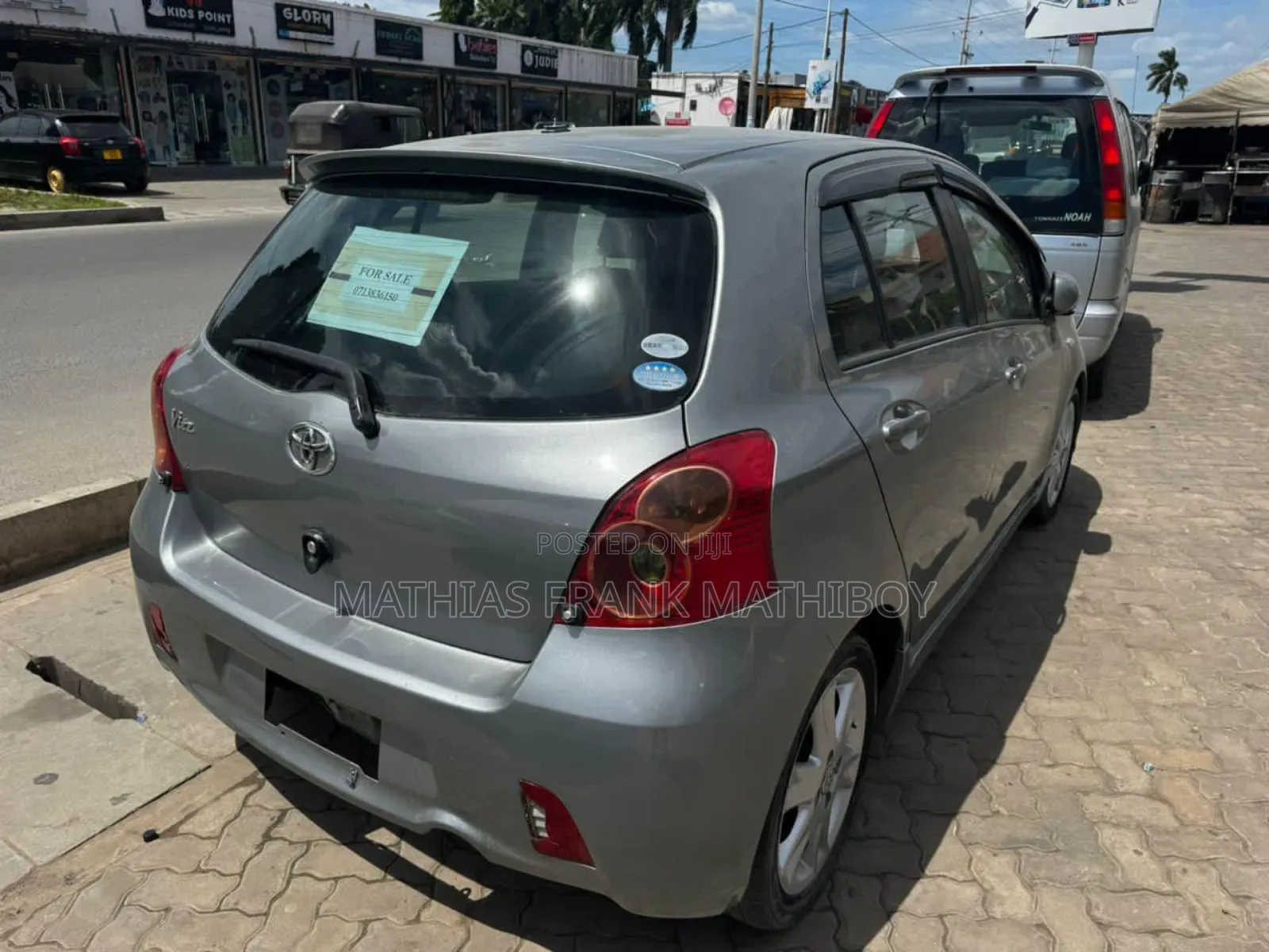 Toyota Vitz 2005 Gray