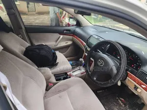 Toyota Vitz 2005 Gray
