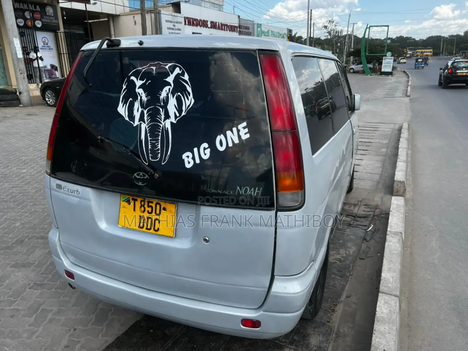 Toyota TownAce Noah 1999 Silver