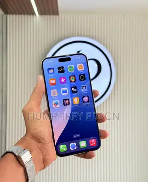 Photo - New Apple iPhone 15 Pro Max 256 GB Silver