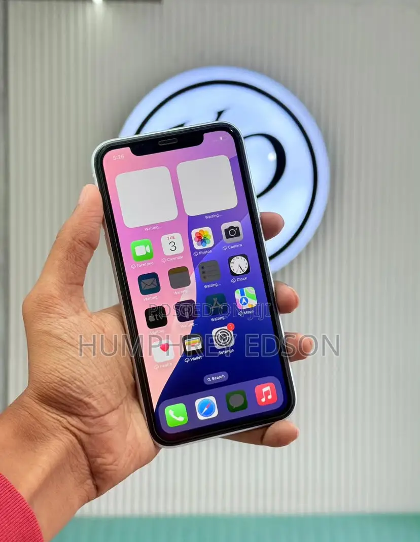Apple iPhone XR 64 GB White