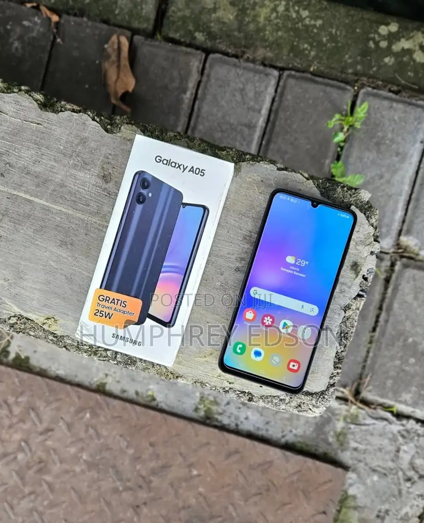 New Samsung Galaxy A05 64 GB Black