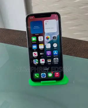 Apple iPhone 11 64 GB Purple