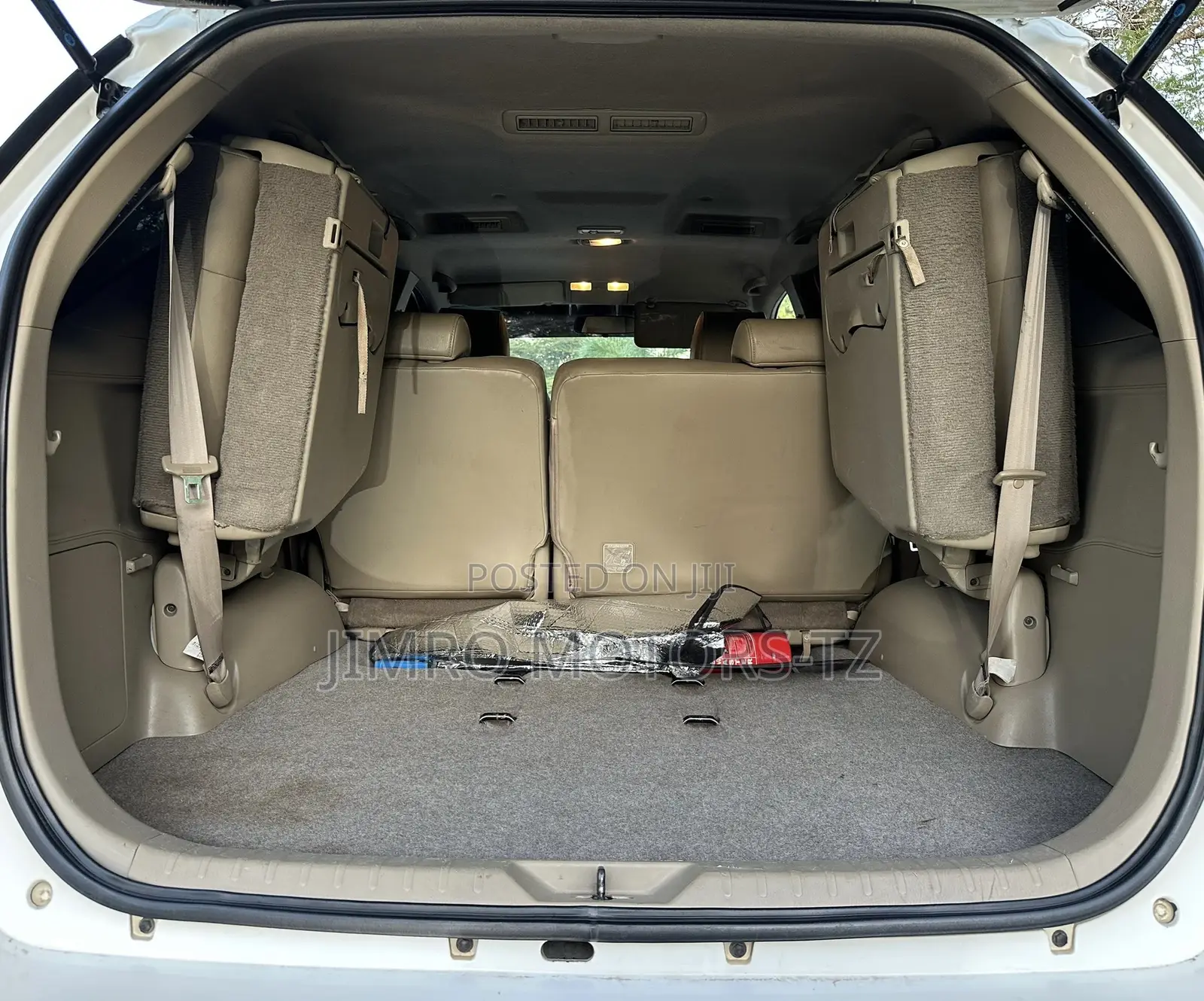 Toyota Fortuner 2013 White