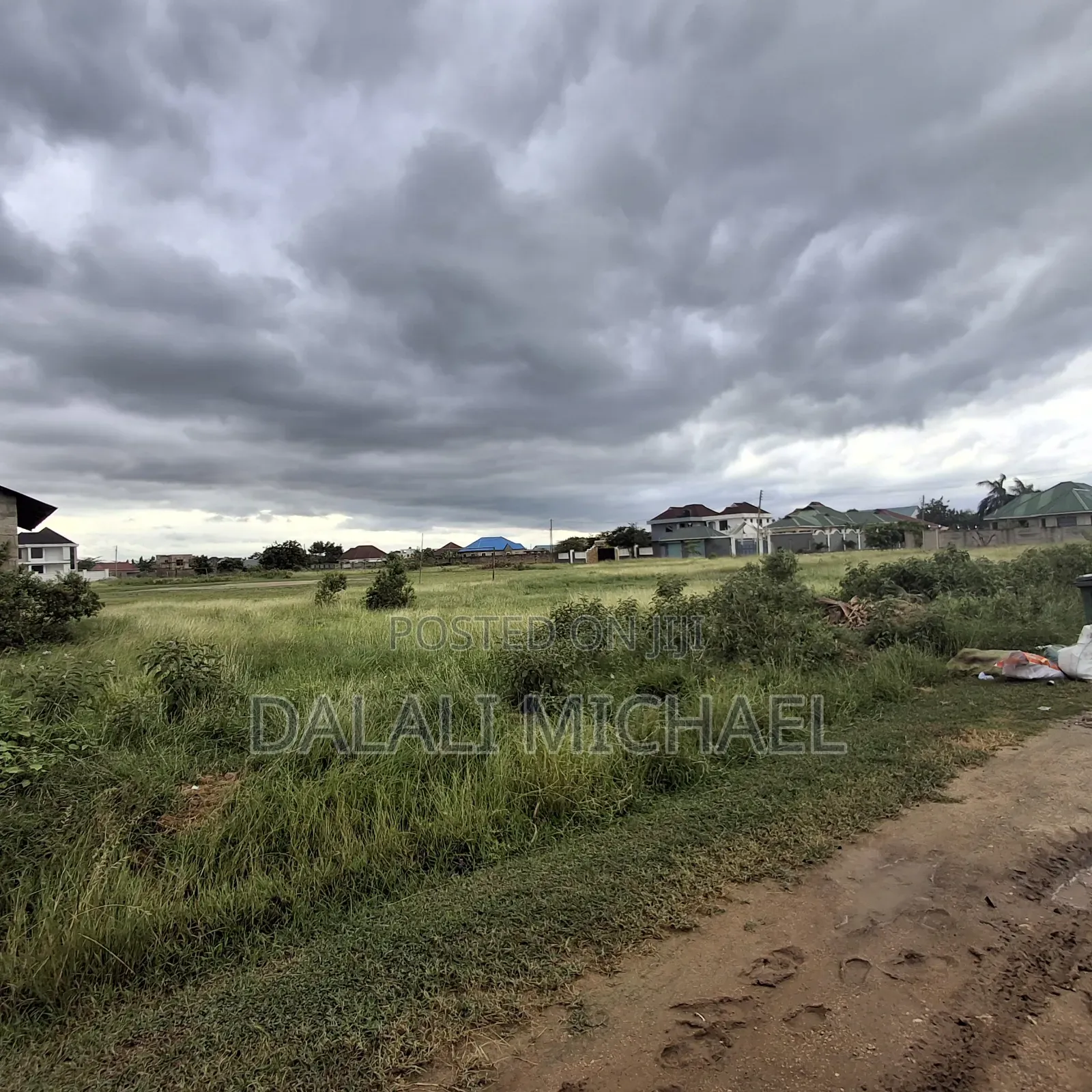 Kiwanja Kinauzwa Mbweni JKT