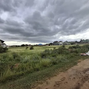 Kiwanja Kinauzwa Mbweni JKT