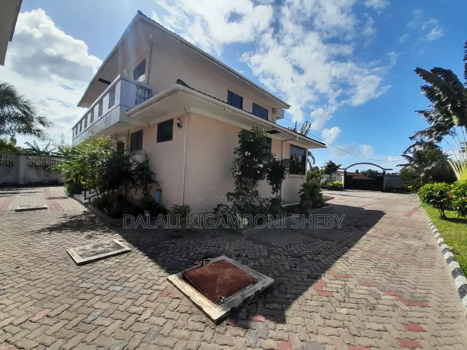 7bdrm House in Kigamboni Tuangoma for rent