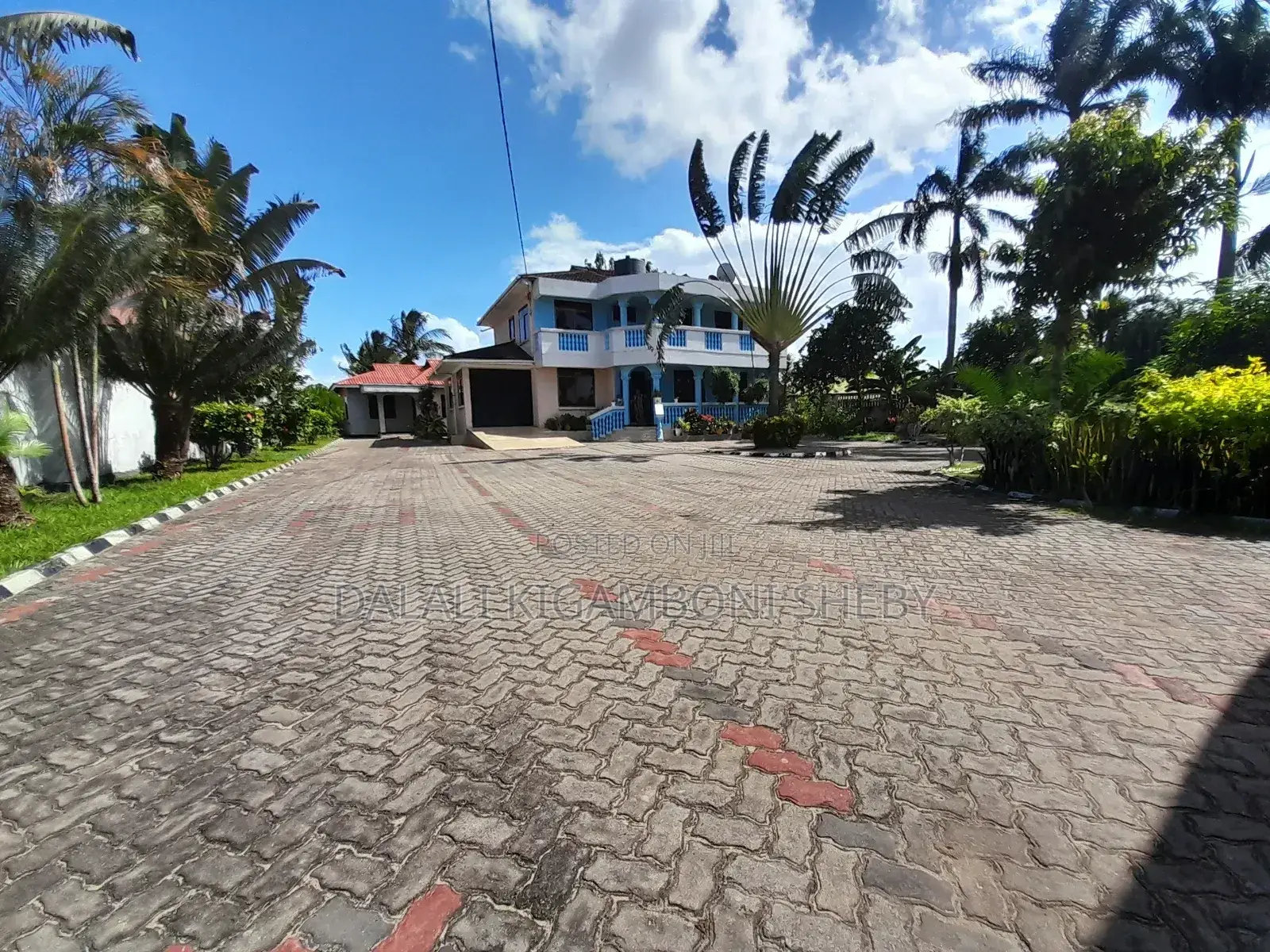 7bdrm House in Kigamboni Tuangoma for rent