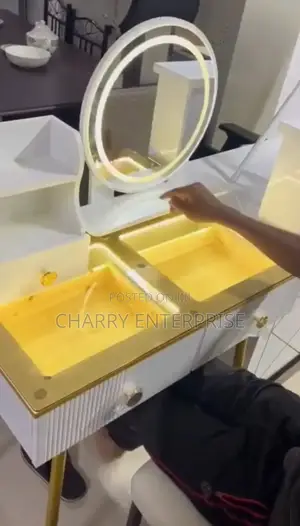 Luxurious Dressing Table With Light Dressing Table Ya Kisasa