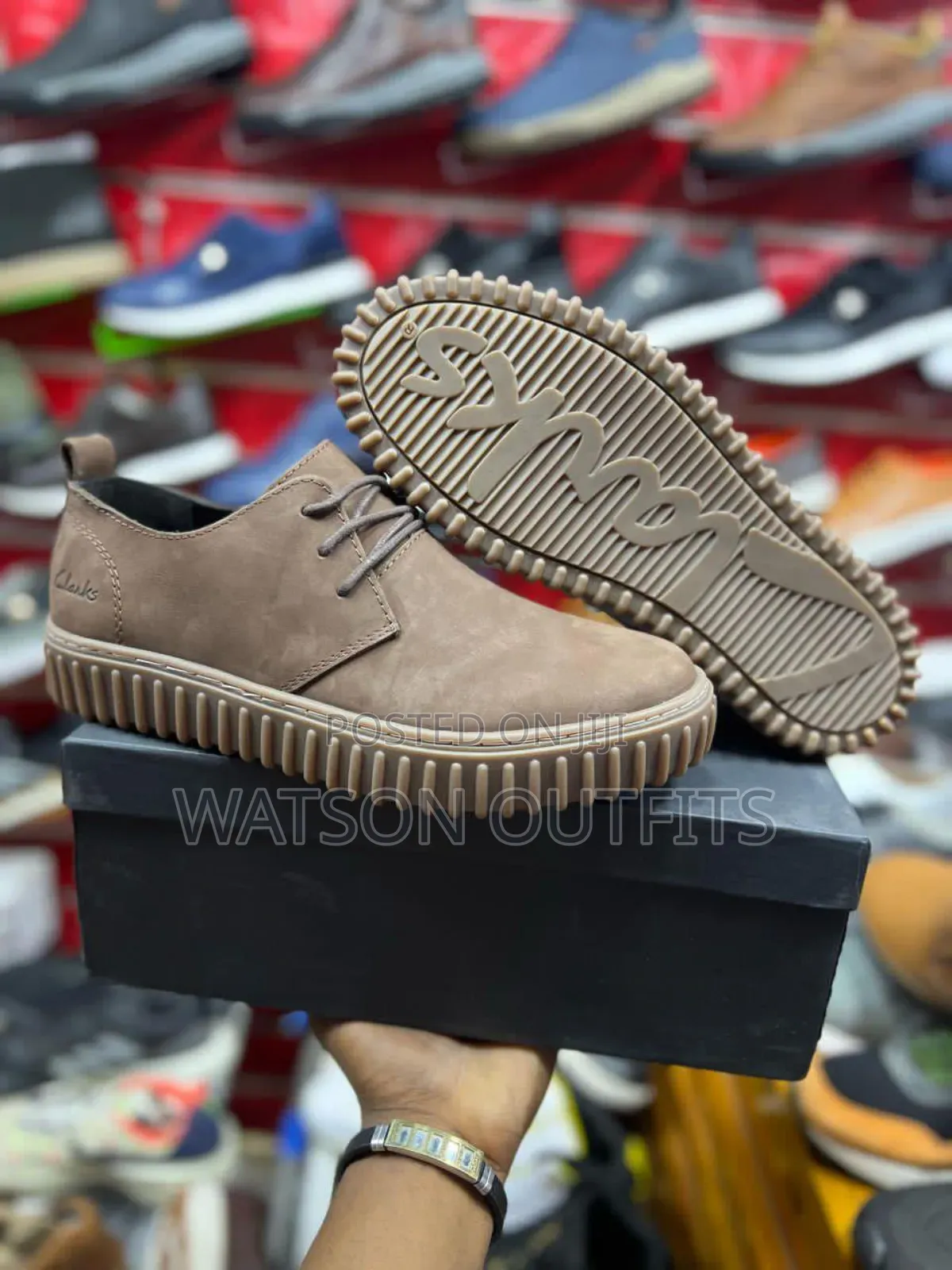 Clarks New,Original Na Bomba Za Rangi Mbalimbali