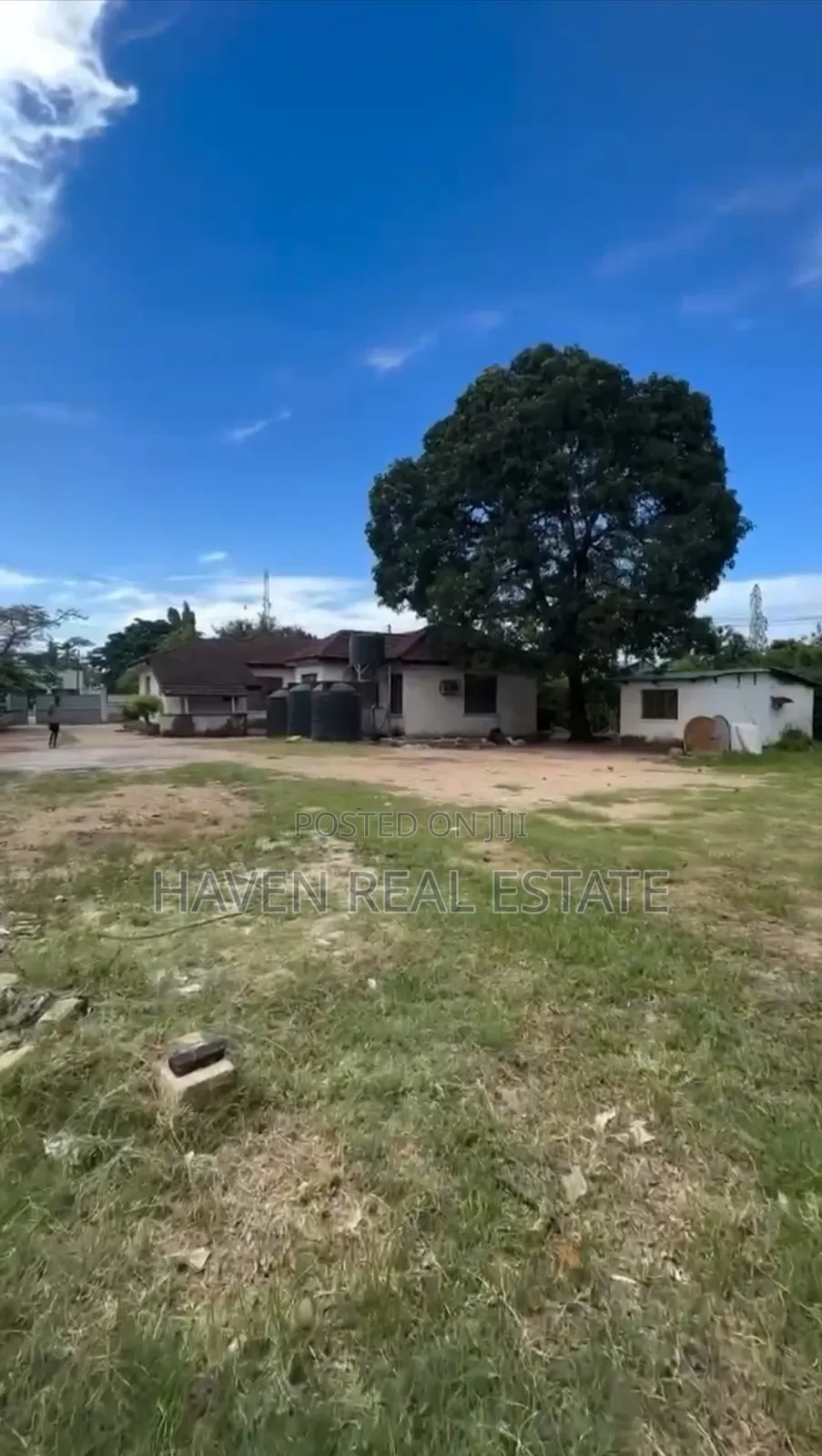 Plot/Nyumba Inauzwa Mikocheni