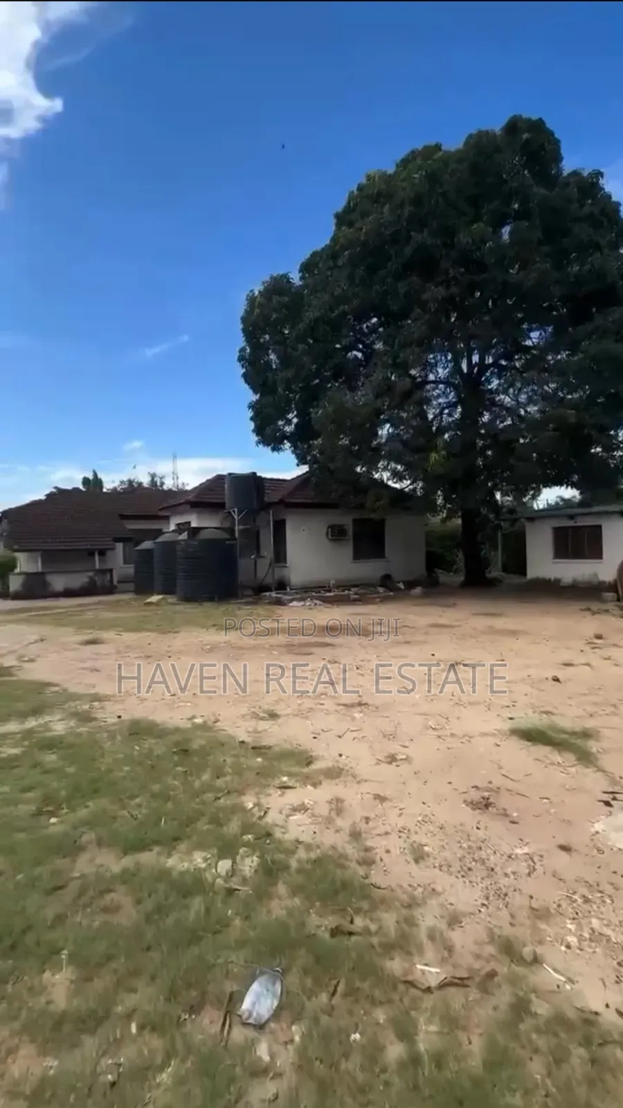 Plot/Nyumba Inauzwa Mikocheni