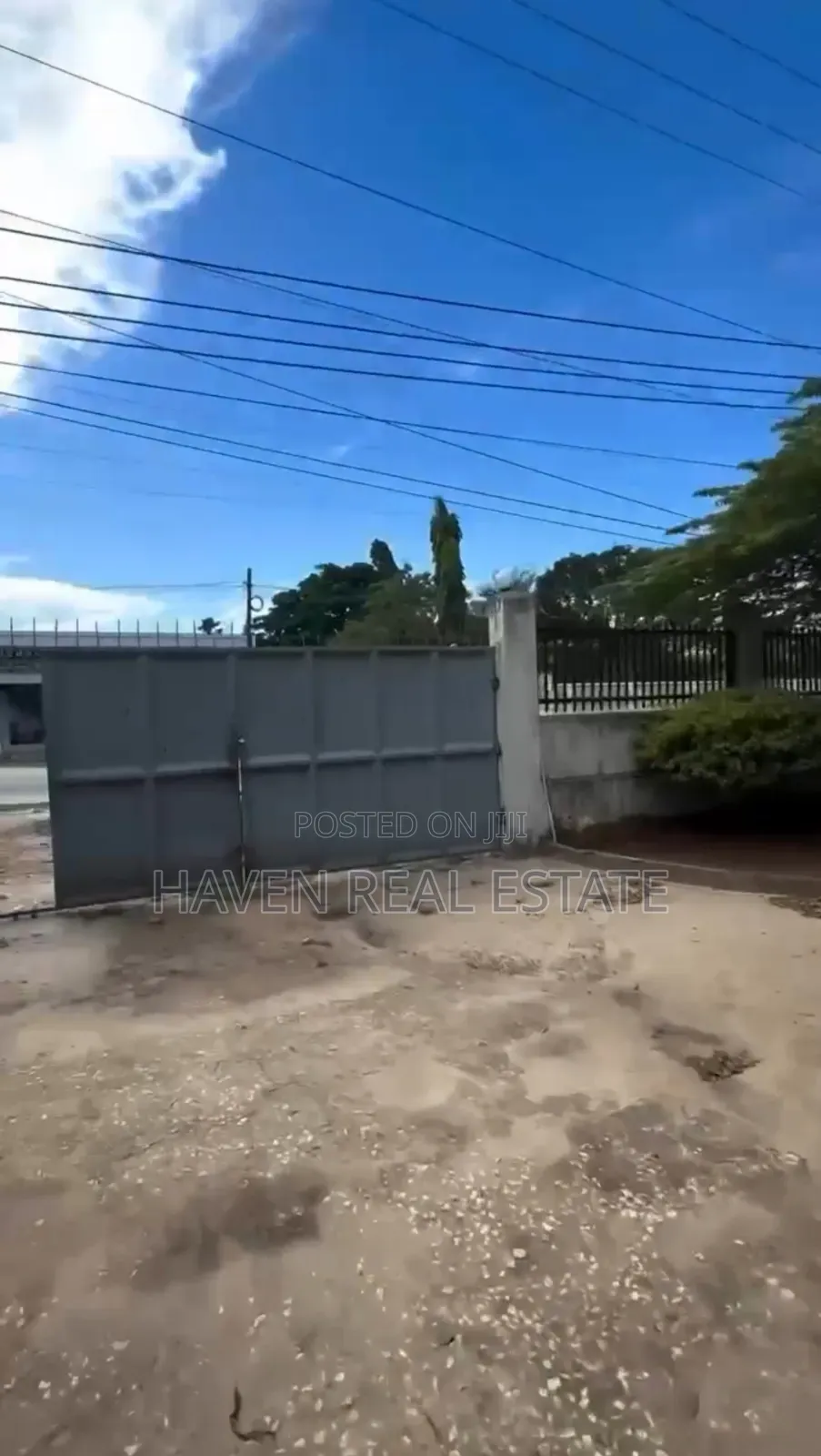 Plot/Nyumba Inauzwa Mikocheni