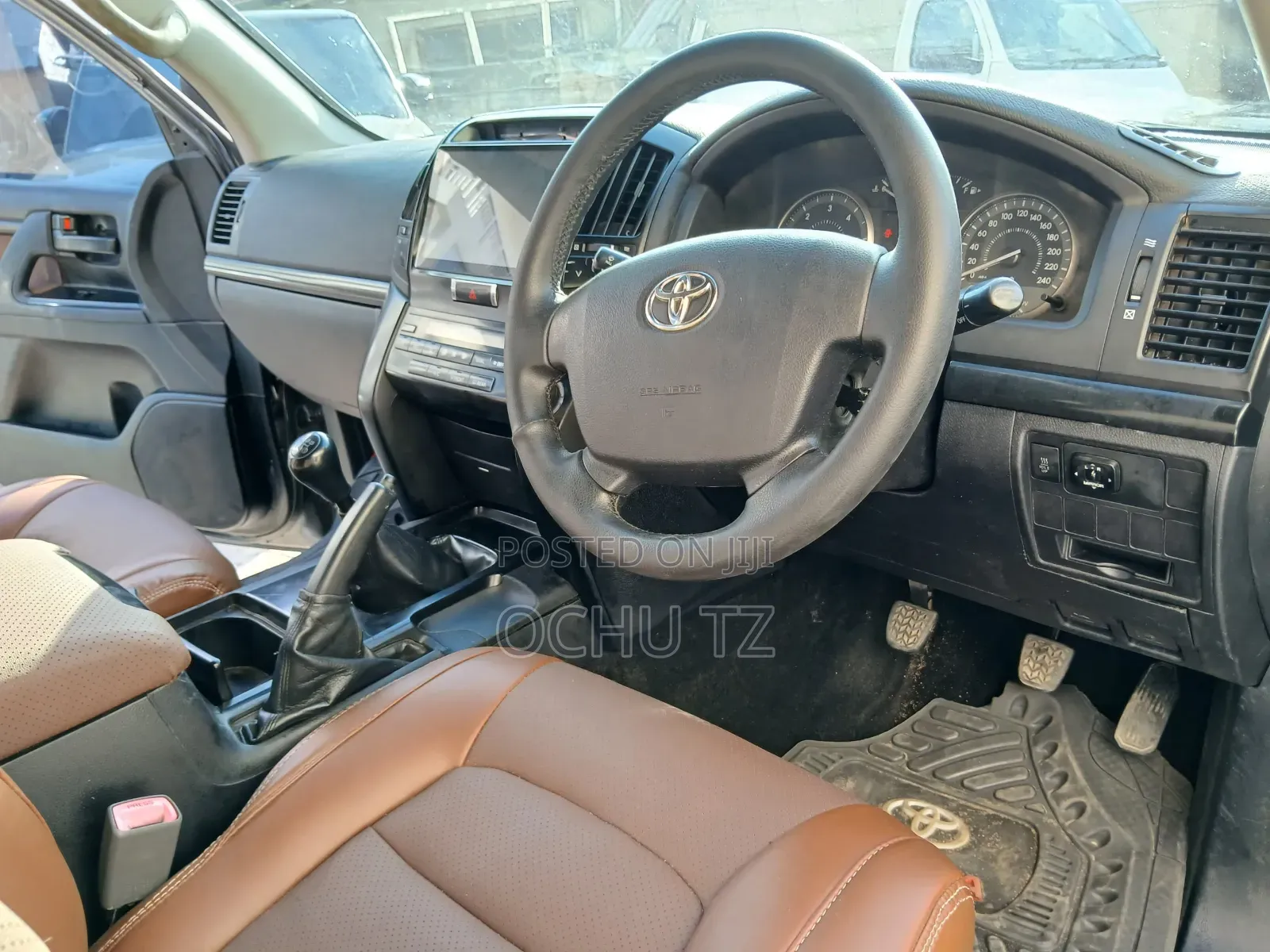 Toyota Land Cruiser 2010 Gray