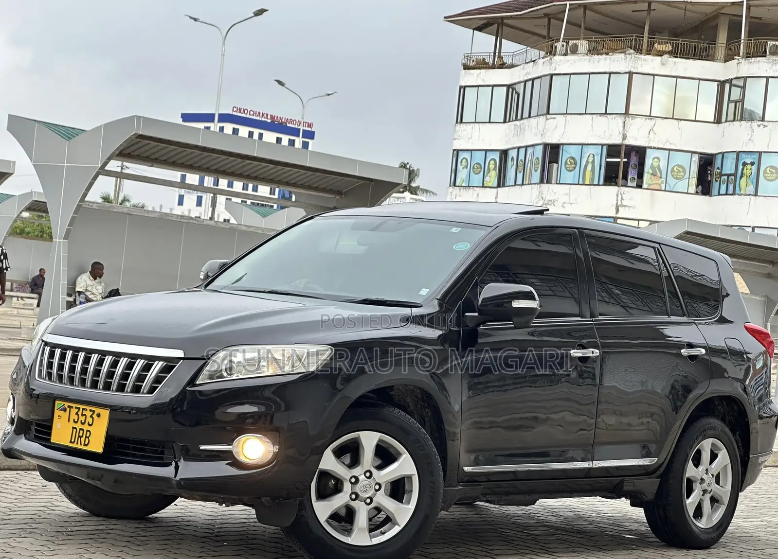 Toyota Vanguard 2011 Black