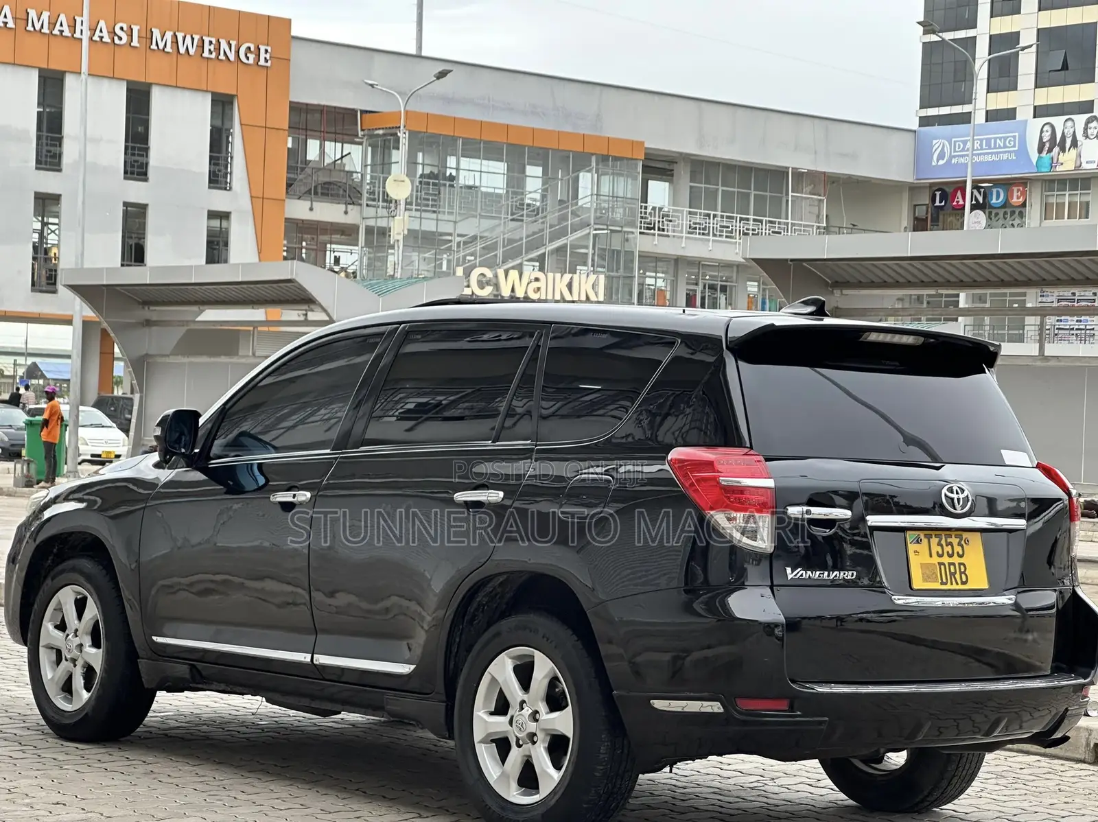 Toyota Vanguard 2011 Black