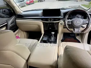 Lexus LX 570 AWD 2016 Black